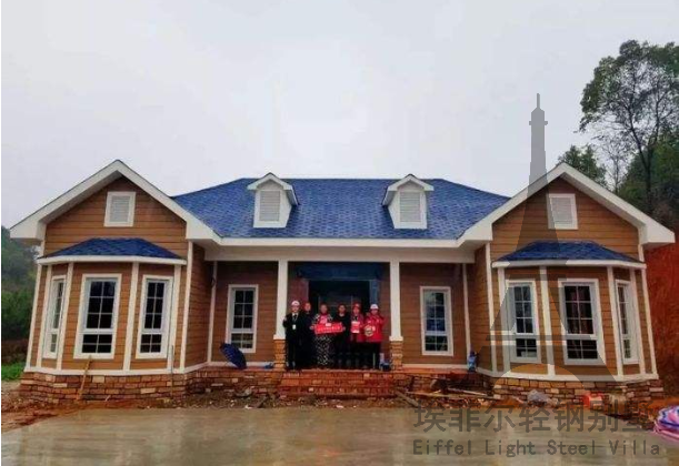 115平方毛坯15萬輕鋼別墅（不含窗戶和入戶門）