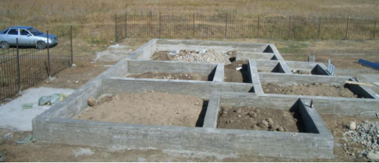 輕鋼別墅基礎(chǔ)拆模后整體圖